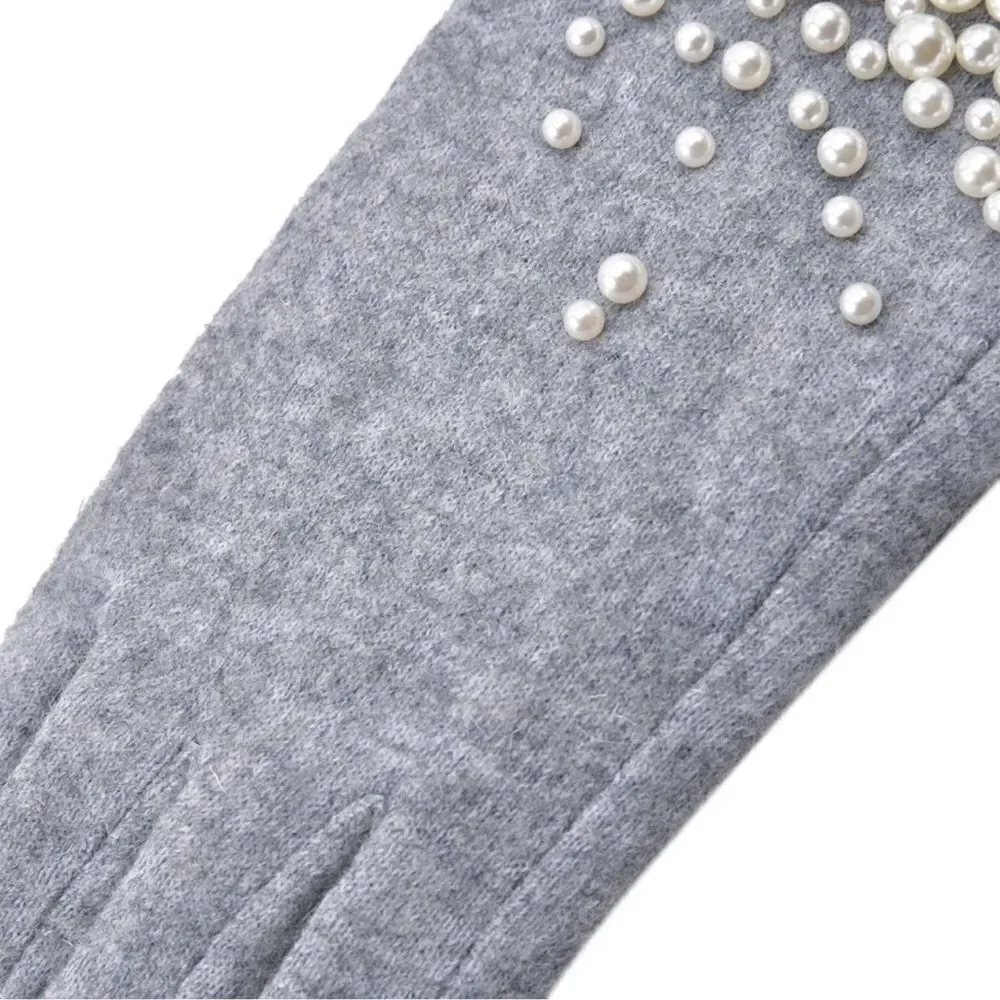 Gray Cashmere Blend Fine Knit Faux Pearl Beaded Fleece Lined E Tip Gloves